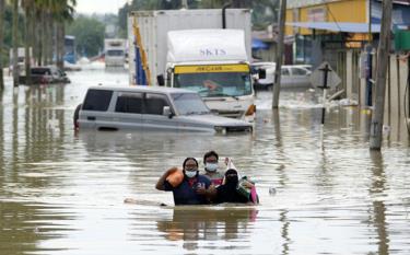 Mưa lũ nghiêm trọng tại Malaysia.