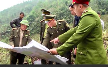 Hạt Kiểm lâm huyện Văn Yên phối hợp với các ngành chức năng tăng cường tổ chức kiểm tra, truy quét các đối tượng phá hoại rừng, lấn chiếm đất rừng.