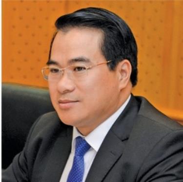 Cục trưởng Cục Đăng kiểm Việt Nam Đặng Việt Hà bị bắt để làm rõ hành vi nhận hối lộ. (Ảnh: Dân Việt)