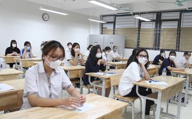 Thí sinh thi tốt nghiệp trung học phổ thông năm 2022 tại Hà Nội.