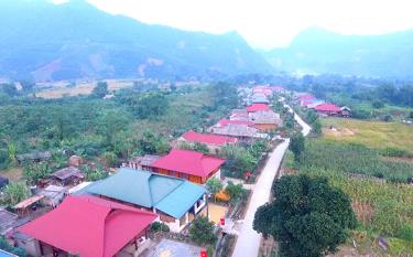 Khu dân cư mới ở khu tái định cư thôn Bản Lùng, xã Phong Dụ Thượng, huyện Văn Yên.