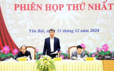 Đồng chí Trần Huy Tuấn - Bí thư Tỉnh ủy phát biểu tại Phiên họp thứ nhất của Ban Chỉ đạo tỉnh tổng kết Nghị quyết số 18 TW khoá XII.