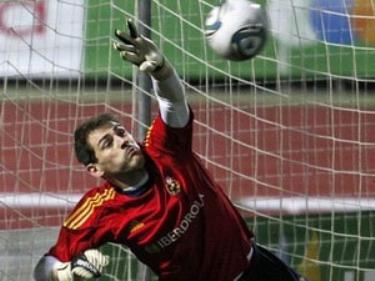 Thủ thành Iker Casillas.