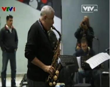 Paquito D Rivera sẽ chơi lại những bản nhạc đã ghi danh ông vào danh sách những người chơi saxophone tài ba nhất.