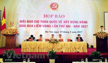 Họp báo Giải báo chí toàn quốc về xây dựng Đảng (Giải Búa liềm vàng) lần thứ hai.