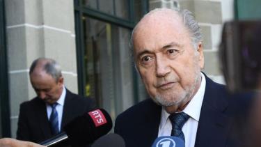 Ông Sepp Blatter.