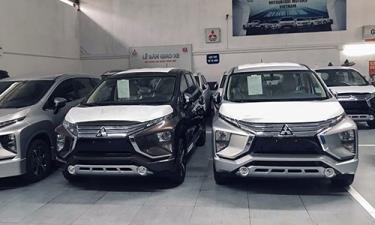 Mitsubishi chờ giao khách tại một showroom. Doanh số tháng 1 của mẫu MPV Nhật Bản đứng thứ 9 toàn thị trường.