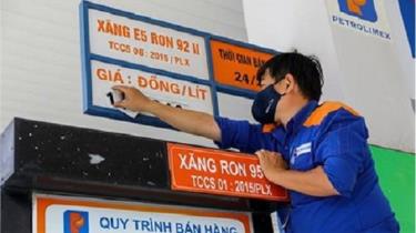 Giá xăng dầu có thể tiếp tục tăng trong kỳ điều chỉnh hôm nay do giá dầu thế giới tăng mạnh. (Ảnh minh họa)