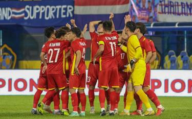 U23 Việt Nam đánh bại U23 Thái Lan tại giải U23 Đông Nam Á 2022 bằng bàn thắng duy nhất của Trung Thành trên chấm đá phạt.