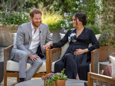 Meghan Markle chia sẻ những áp lực cô gặp phải khi làm dâu hoàng gia. Ảnh: Vogue.
