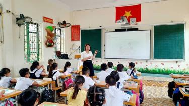 Trường tiểu học Trần Phú, thị trấn Yên Thế là một trong trường học đầu tiên đạt chuẩn quốc gia của huyện Lục Yên.