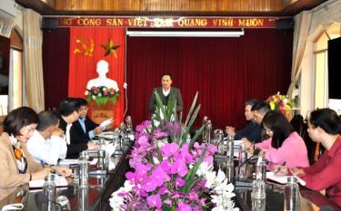 Quang cảnh buổi làm việc.