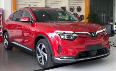 VinFast triệu hồi hơn 2.700 xe điện VF 8.