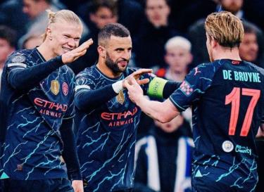 Man City tạo hàng loạt kỷ lục tại cúp châu Âu.