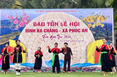 Liên hoan văn nghệ tại Lễ hội đình Ba Chãng, Phúc An.