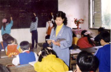 Cô Nguyễn Thị Thu trong giờ lên lớp.