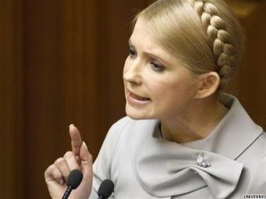 Bị quốc hội phế truất, bà Yulia Tymoshenko tuyên bố sẽ tiếp tục cuộc chiến của mình ở vị trí phe đối lập.