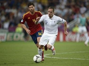 Xabi Alonso hay Franck Ribery sẽ thắng trong cuộc tái đấu đêm nay?