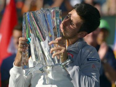 Djokovic lần thứ ba vô địch Indian Wells.