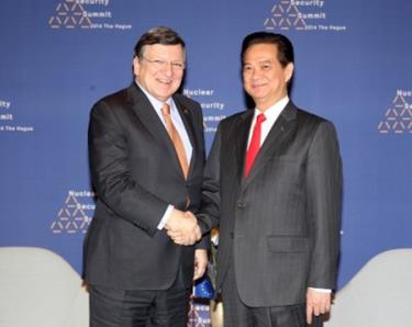 Thủ tướng và Chủ tịch Ủy ban châu Âu José Manuel Barroso.