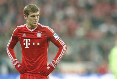 Kroos có thể sẽ là tên tuổi đầu tiên cập bến Man Utd.
