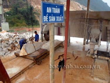 Công tác an toàn vệ sinh lao động - phòng chống cháy nổ đã được các doanh nghiệp trên địa bàn Lục Yên chú trọng.
