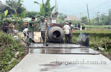 Trong 4 năm qua toàn tỉnh đã bê tông hóa được trên 430km đường giao thông nông thôn.
