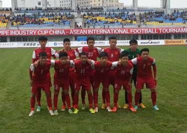 U15 Việt Nam vào chung kết.