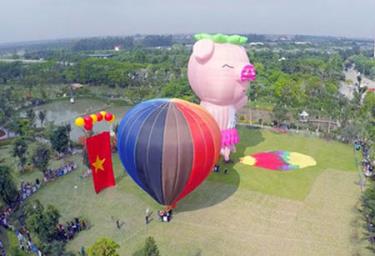 Ngày hội Khinh khí cầu quốc tế tại Festival Huế 2016 dự kiến diễn ra từ ngày 4 dến 5-5-2016.