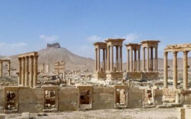 Khung cảnh tan hoang tại thành phố Palmyra.