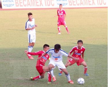 Trận mở màn Vòng chung kết Giải bóng đá U19 quốc gia năm 2016.