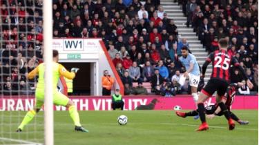 Mahrez ghi bàn duy nhất giúp Man City có chiến thắng.