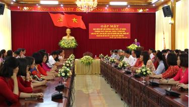 Các đồng chí lãnh đạo Thường trực, Ban Thường vụ đăng nhập dafabet dự buổi gặp mặt giao nhiệm vụ cho cán bộ tham gia Đề án số 11 trước khi tham gia lớp bồi dưỡng kiến thức, kỹ năng, phương pháp lãnh đạo quản lý.