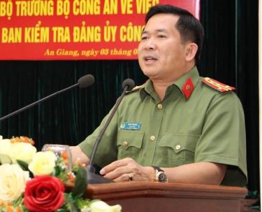 Đại tá Đinh Văn Nơi vẫn giữ chức Giám đốc Công an tỉnh An Giang.
