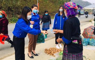 “Đội hình tiếp ứng F0” của Huyện đoàn Mù Cang Chải phát huy hiệu quả thiết thực.