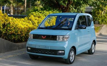 Nhiều mẫu ô tô điện Trung Quốc đang được chào bán rầm rộ.