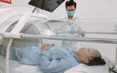 Bệnh viện Y học cổ truyền tỉnh đã kết hợp y học cổ truyền và y học hiện đại trong khám, chữa bệnh cho nhân dân.