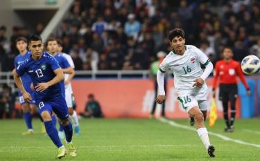 Ali Jasim (số 16) thi đấu rất hay nhưng không thể giúp U20 Iraq vô địch
