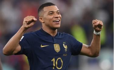 Mbappe trở thành đội trưởng mới của đội tuyển Pháp.