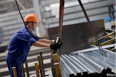 Đà tăng của thép nhập khẩu (hầu hết chịu thuế 0%) gây áp lực lên sản xuất trong nước.