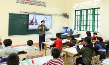 Giờ học âm nhạc dafabet dang nhap học sinh Trường phổ thông dân tộc bán trú tiểu học Tả Gia Khâu (Mường Khương). Ảnh minh họa