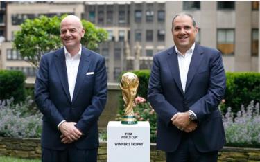 World Cup 2030, Chủ tịch Gianni Infantino và Phó Chủ tịch Vittorio Montagllia đều cùng chí hướng tăng tiếp lên 64 đội làm cho bóng đá mọi nơi...rộn ràng hơn, phấn đấu hơn.