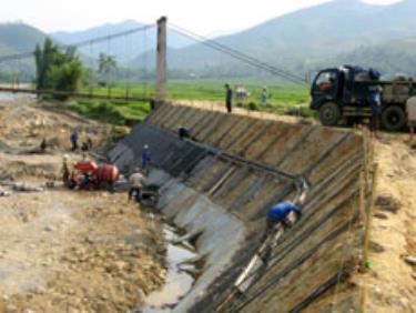 Chú trọng công tác thủy lợi cũng là một trong những giải pháp thúc đẩy sản xuất nông nghiệp ở Văn Chấn.