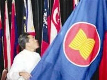 Cờ ASEAN và các nước thành viên.