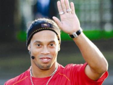 Ronaldinho  
