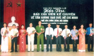 Hội thi “Báo cáo viên kể chuyện về tấm gương đạo đức Hồ Chí Minh” thị xã Nghĩa Lộ.