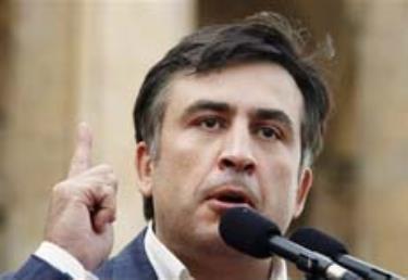 Tổng thống Gruzia Mikhail Saakashvili trong cuộc tuần hành tại Tbilisi ngày 12/8.