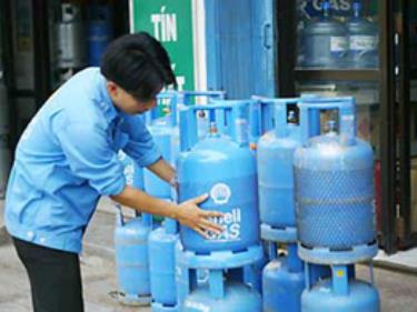 Giá gas bán lẻ tới tay người tiêu dùng sẽ giảm thêm khoảng 20.000 – 30.000 đồng/bình 12 kg.
