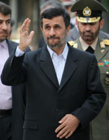 Sức ép quốc tế đối với Tổng thống Iran Mahmoud Ahmadinejad đang ngày càng gia tăng.