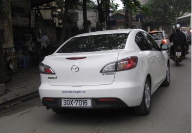 Mazda3, một trong những mẫu xe chịu tác động mạnh từ việc điều chỉnh giá tối thiểu
tính lệ phí trước bạ tại Hà Nội.